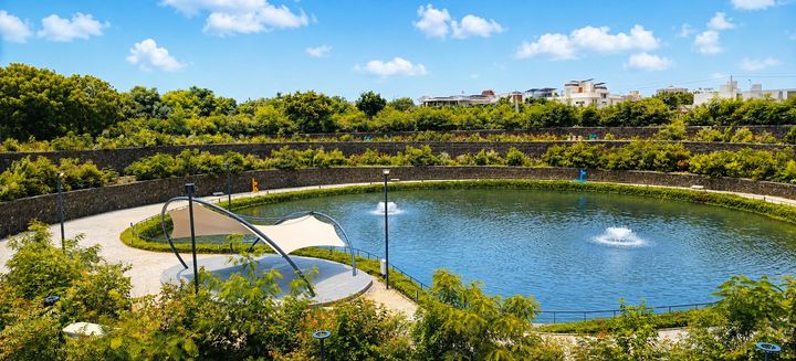 Landscape & Architecture